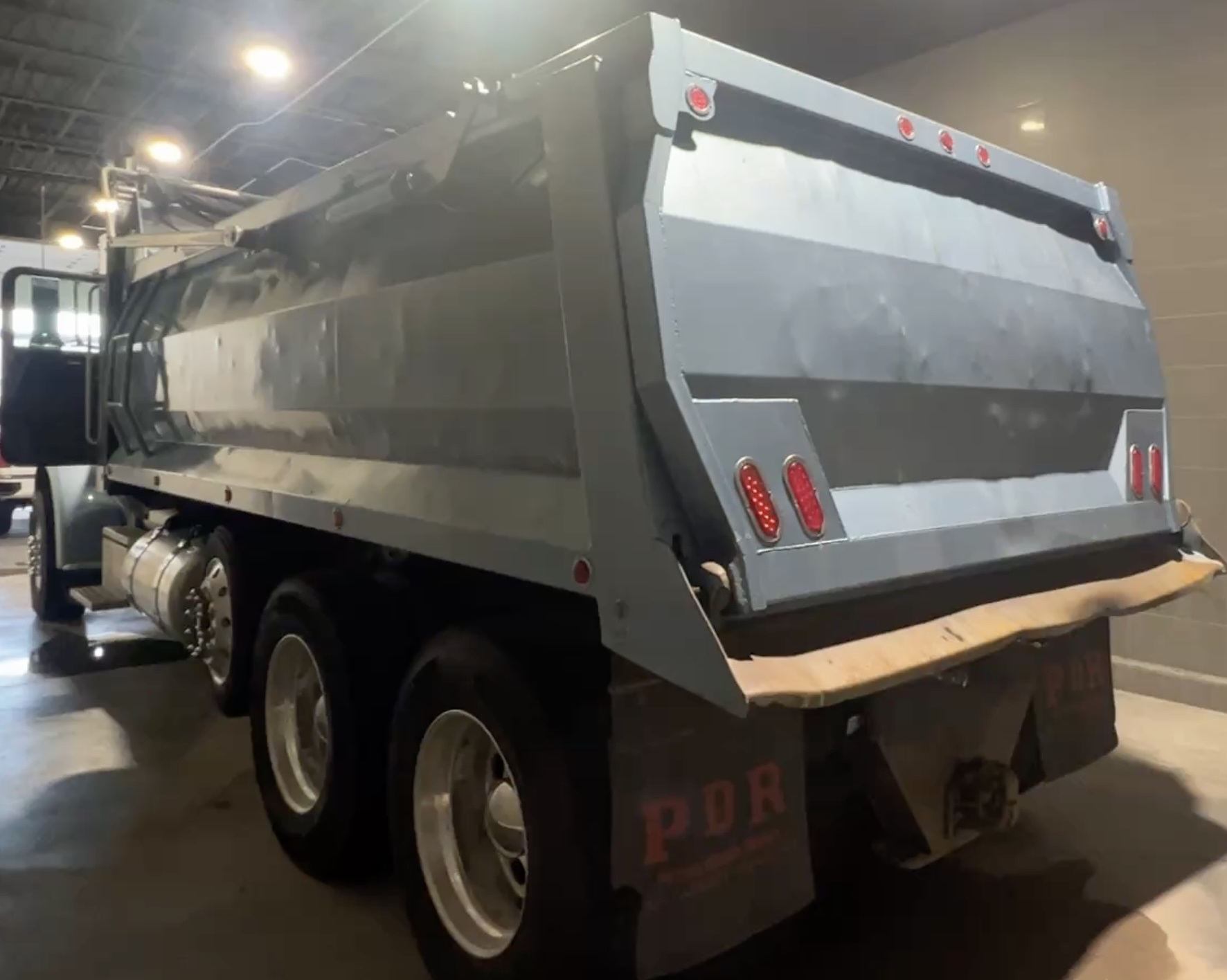 2012 PETERBILT 388 Dump truck - Image 6